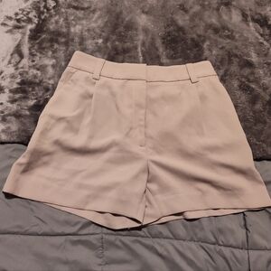 MUST BUNDLE - H&M Women's Tan Shorts